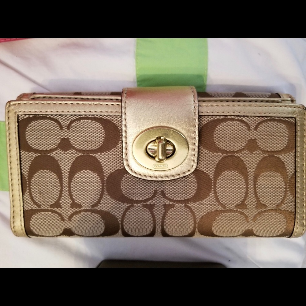 Classic Coach Wallet